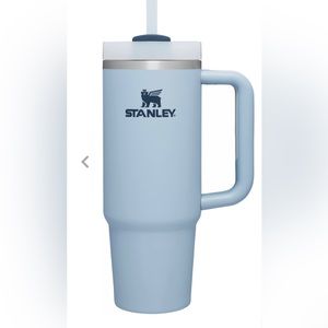 NWT Chambray 30oz Stanley